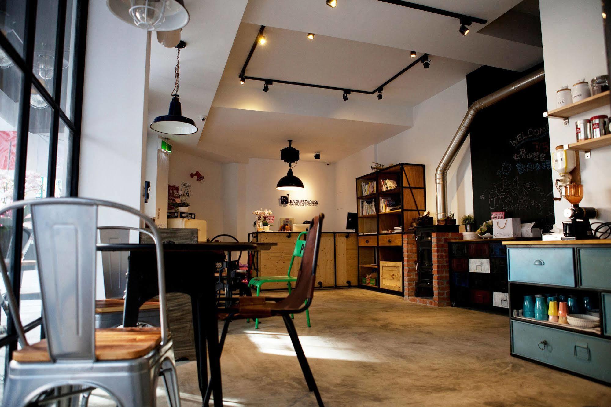 仁愛小公館-市區近東大門 Hualien Extérieur photo